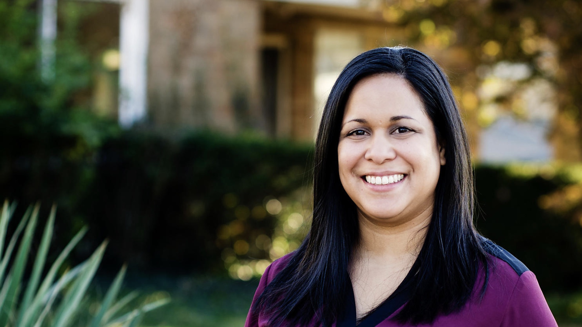 Standing woman smiling